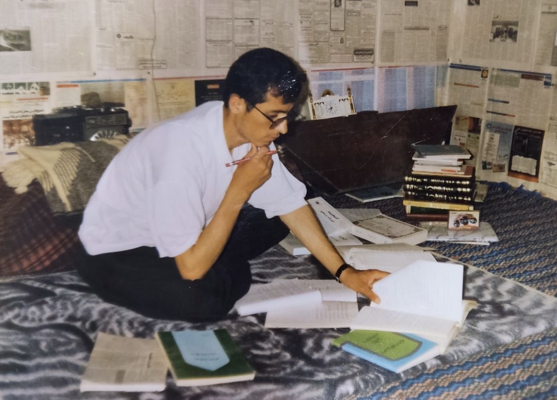 عزیز صادقی